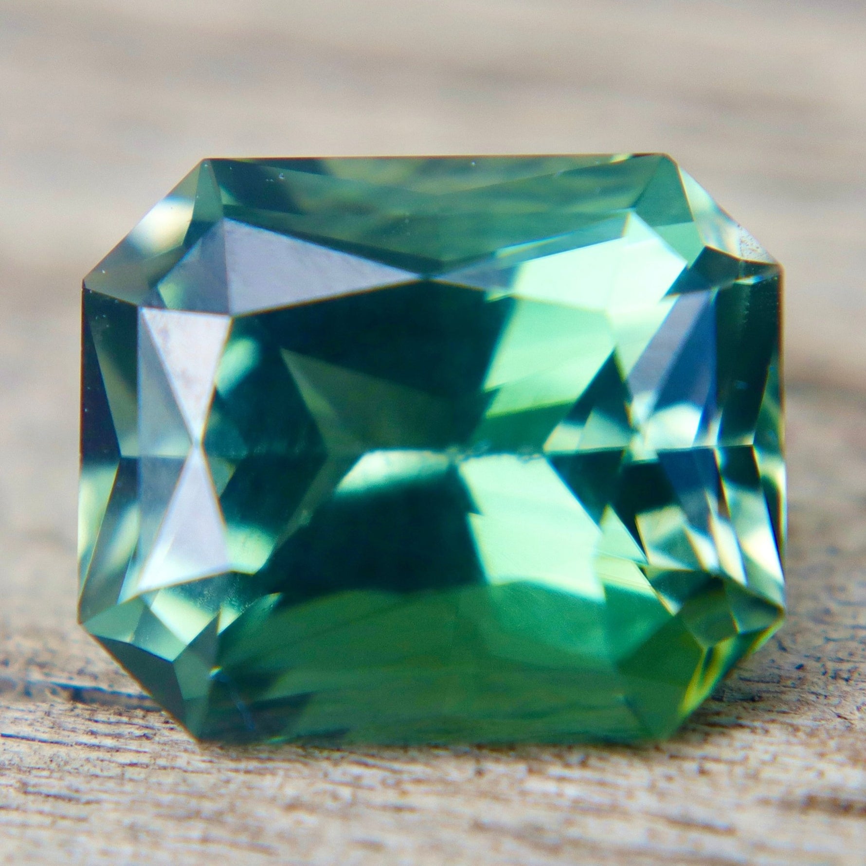Natural Green Tourmaline 3.31 Carat Emerald Cut | VVS Ceylon Earth - Sourced Gemstone - Sapphirepal