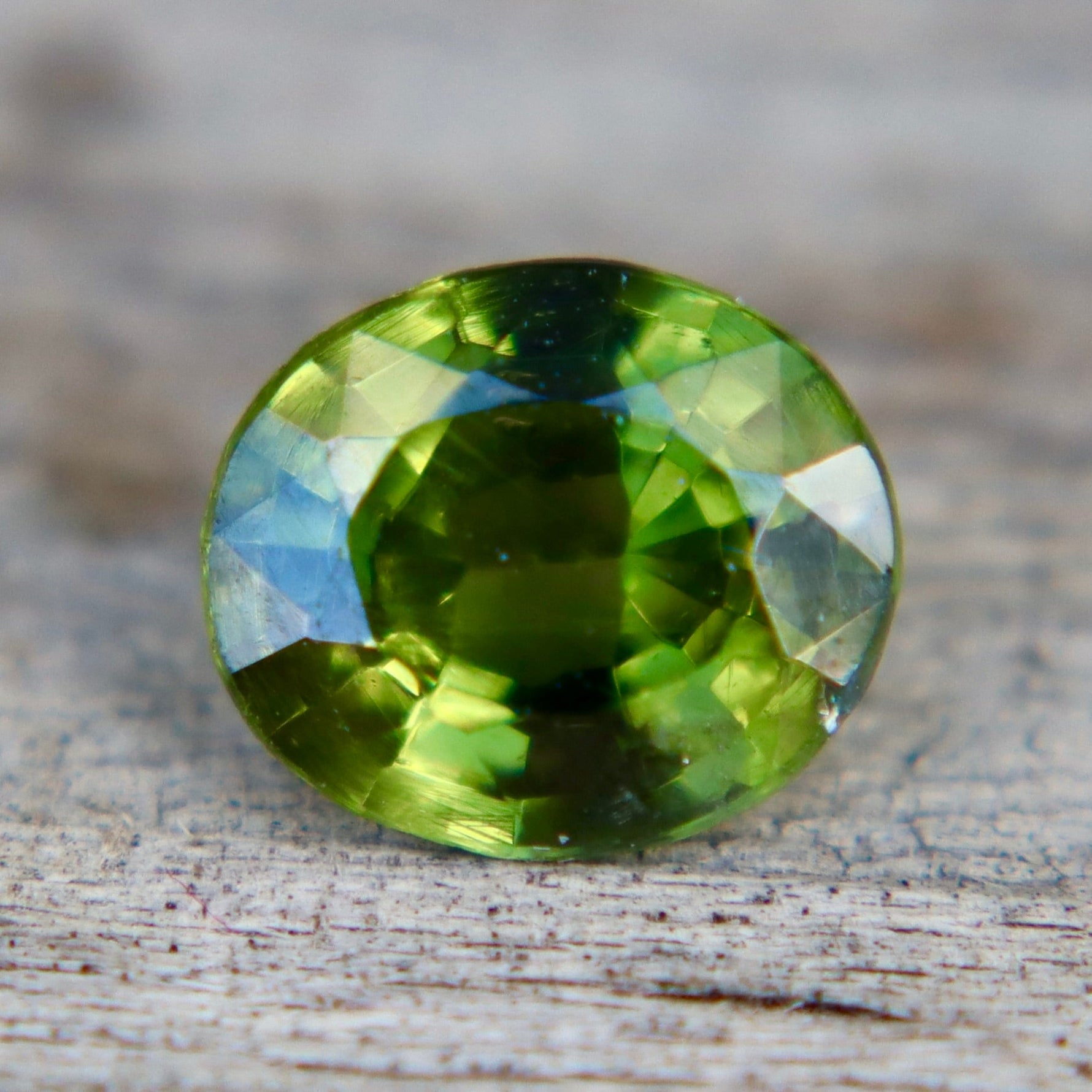 Natural Green Zircon | 1.05 Carat | Oval Cut | Ceylon Unheated Gemstone - Sapphirepal