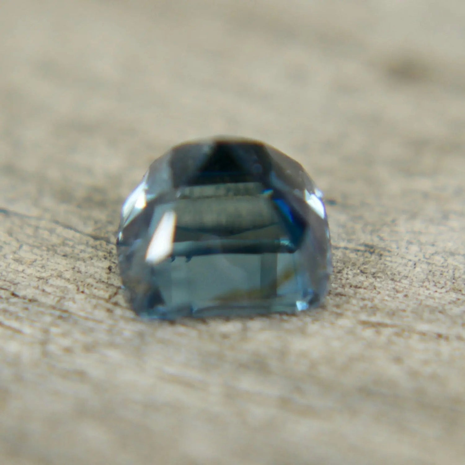 Natural Greenish Blue Sapphire - Sapphirepal