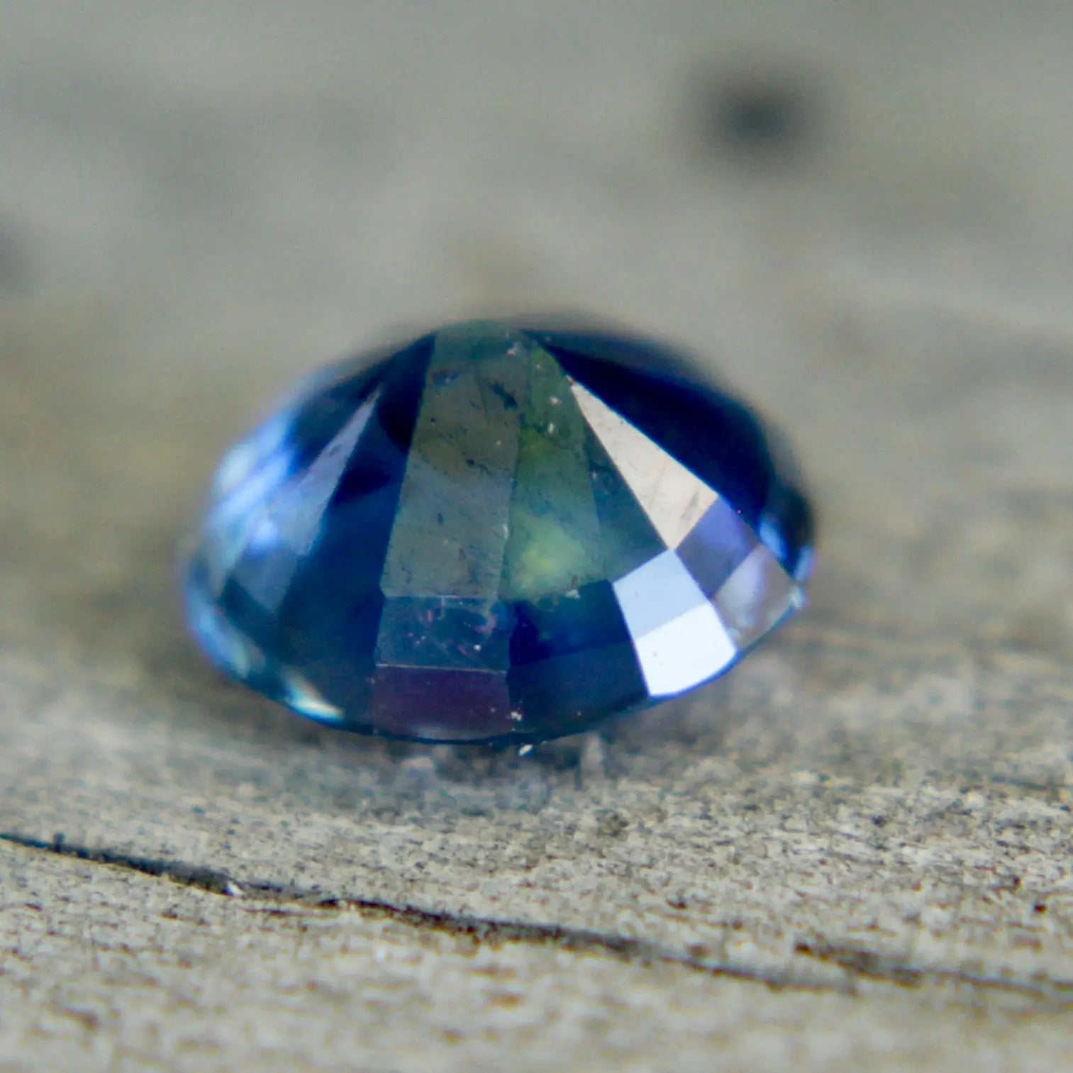 Natural Greenish Blue Sapphire - Sapphirepal