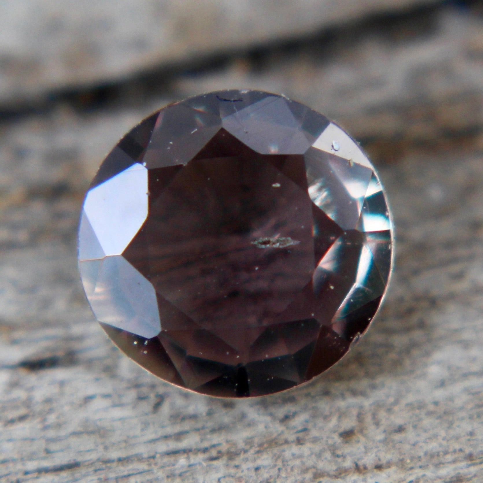 Natural Greenish Brown Sapphire - Sapphirepal
