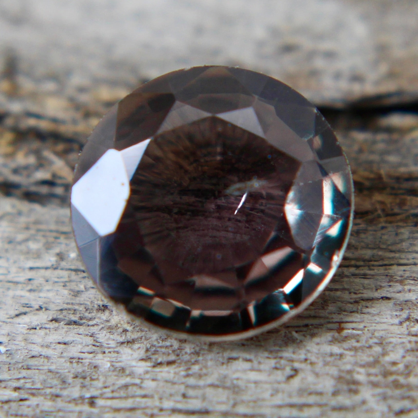 Natural Greenish Brown Sapphire - Sapphirepal