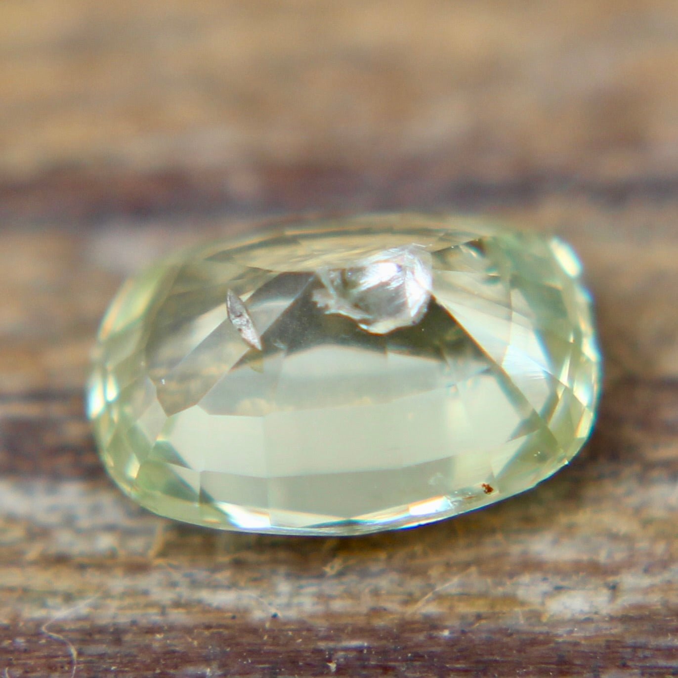 Natural Greenish Yellow Sapphire - Sapphirepal