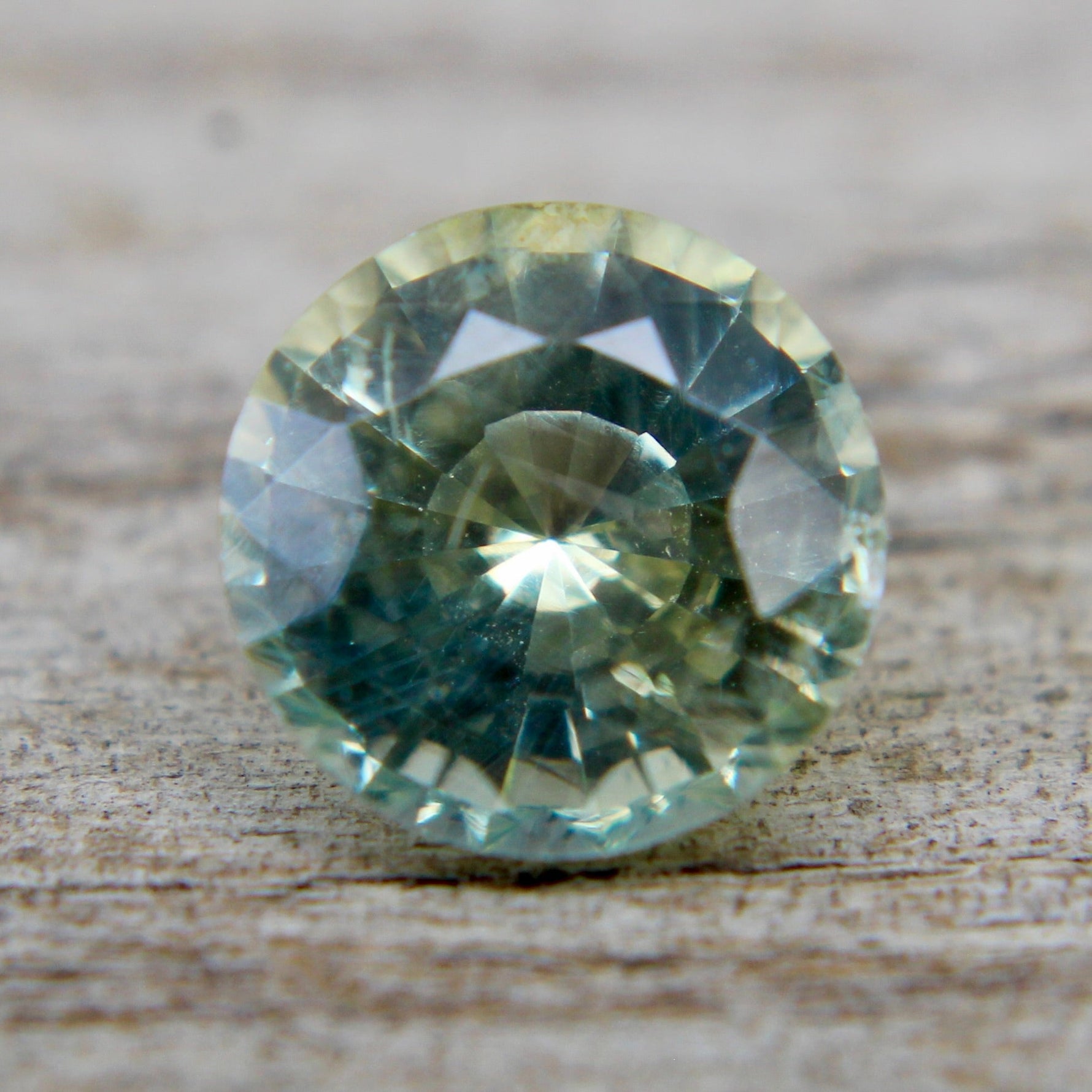 Natural Greenish Yellow Sapphire - Sapphirepal