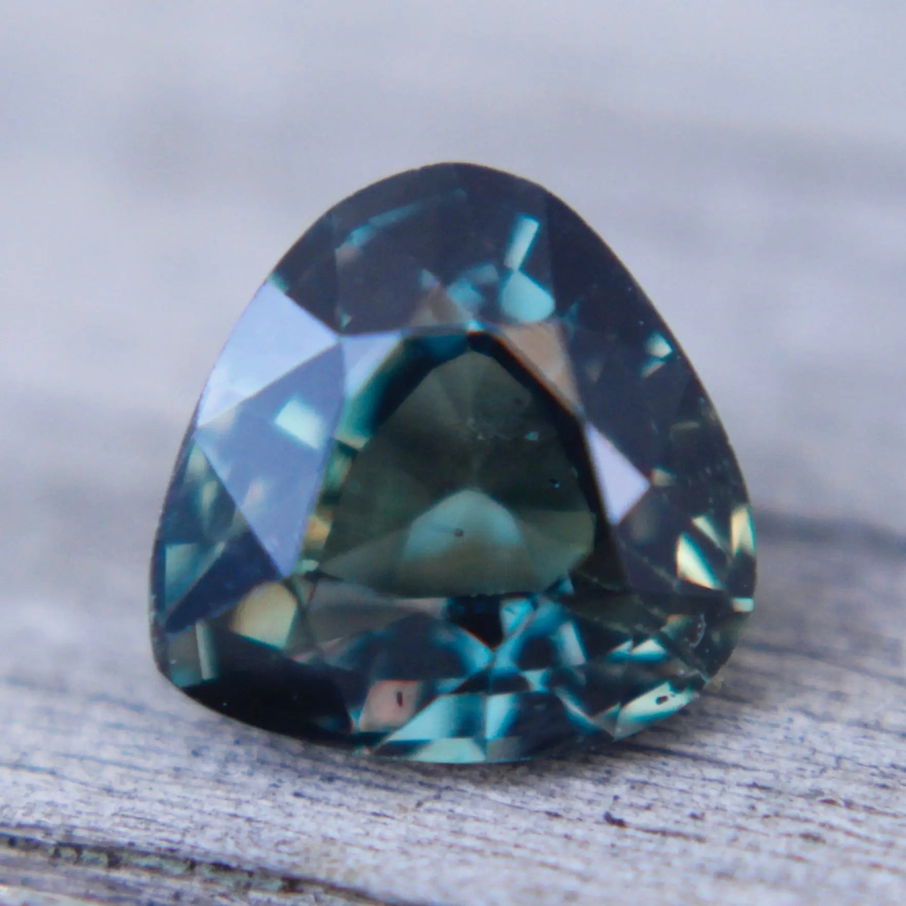Natural Greyish Green Sapphire - Sapphirepal