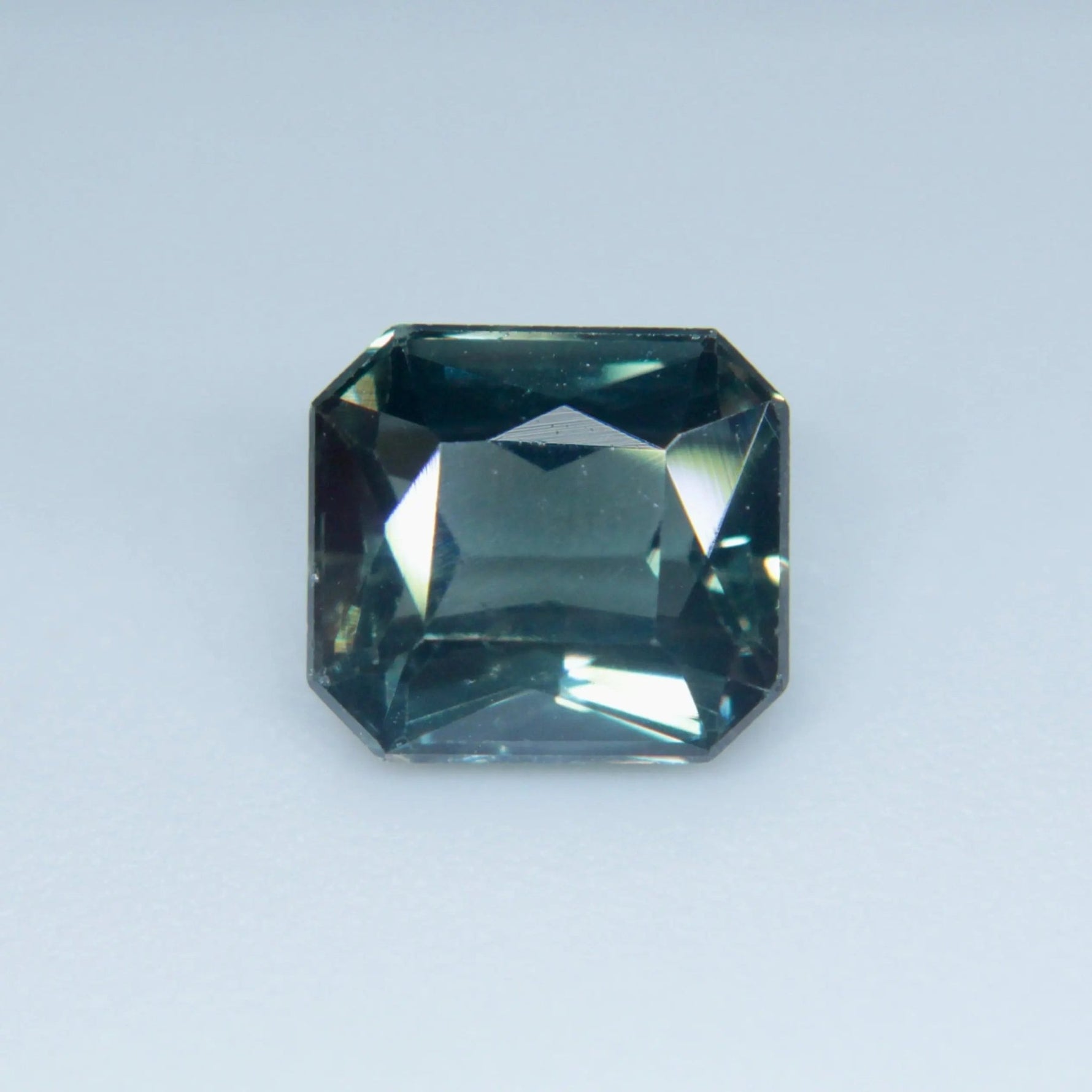 Natural Greyish Green Sapphire - Sapphirepal