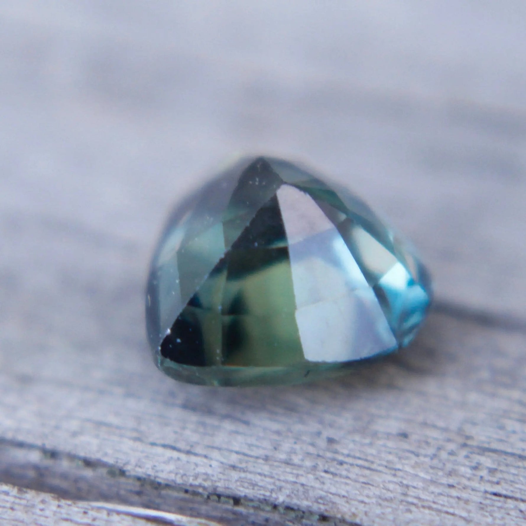 Natural Greyish Green Sapphire - Sapphirepal