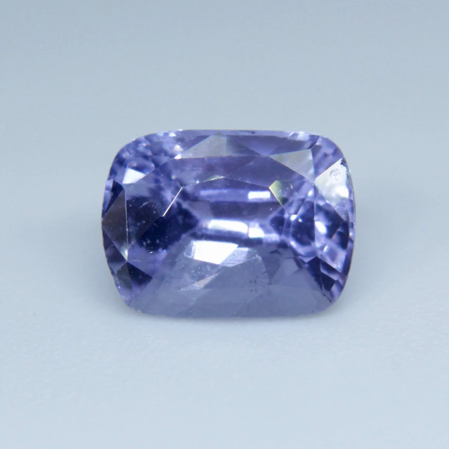 Natural Lavender Sapphire - Sapphirepal