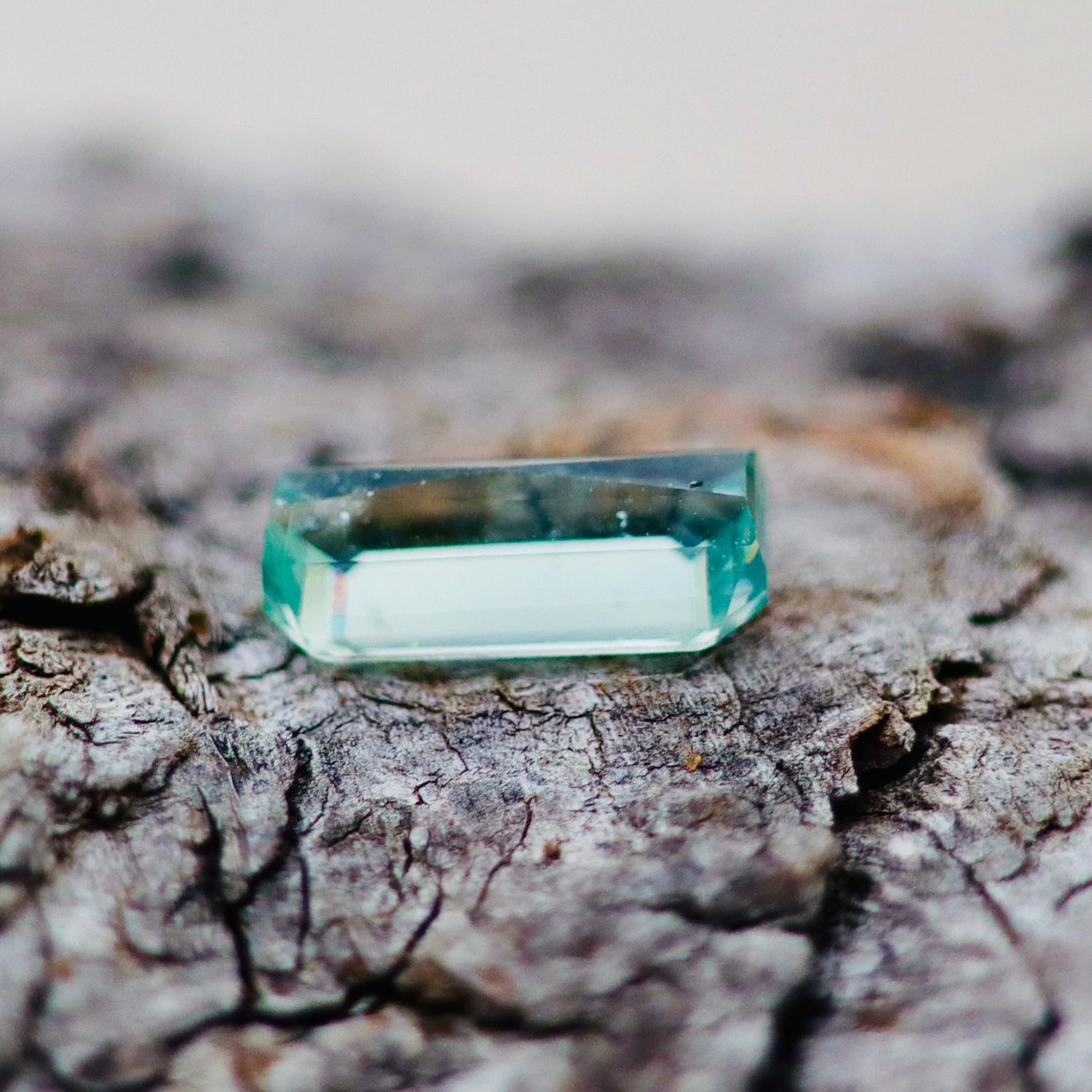 Natural Mint Green Sapphire - Sapphirepal