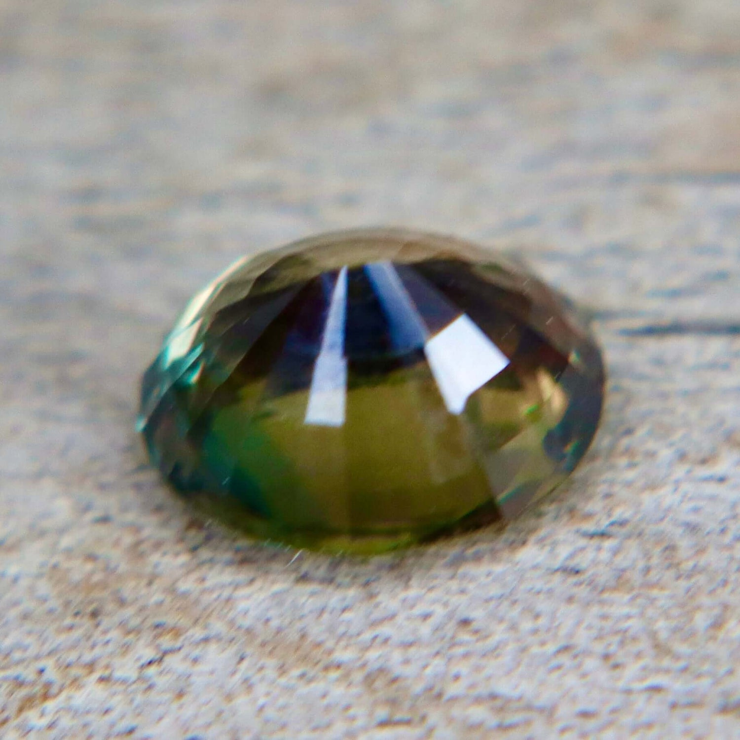 Natural Multi - Coloured Sapphire (Green - Pink - Yellow) - Sapphirepal