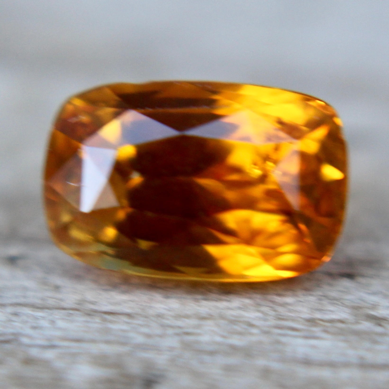 Natural Orange Sapphire - Sapphirepal