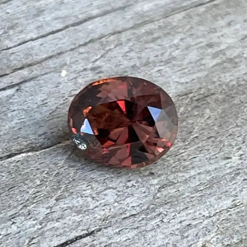 Natural Orangish Brown Sapphire - Sapphirepal