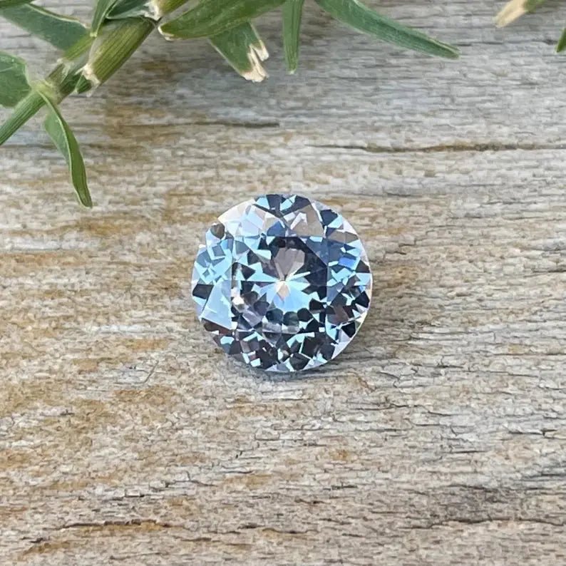 Natural Pale Blue Sapphire - Sapphirepal