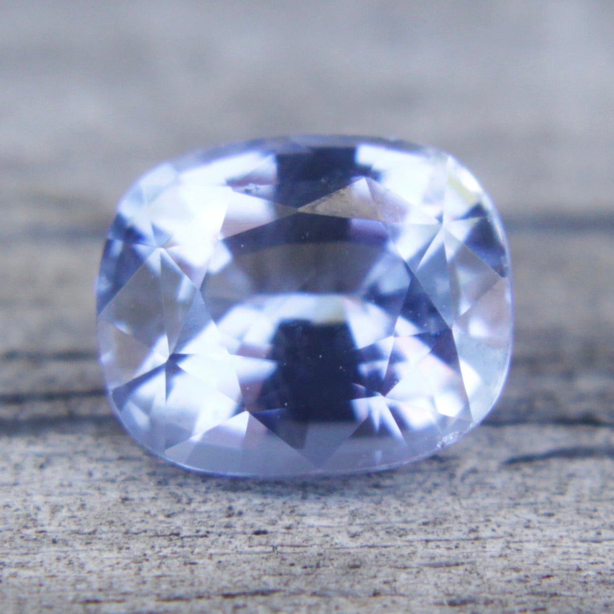 Natural Pale Blue Sapphire - Sapphirepal