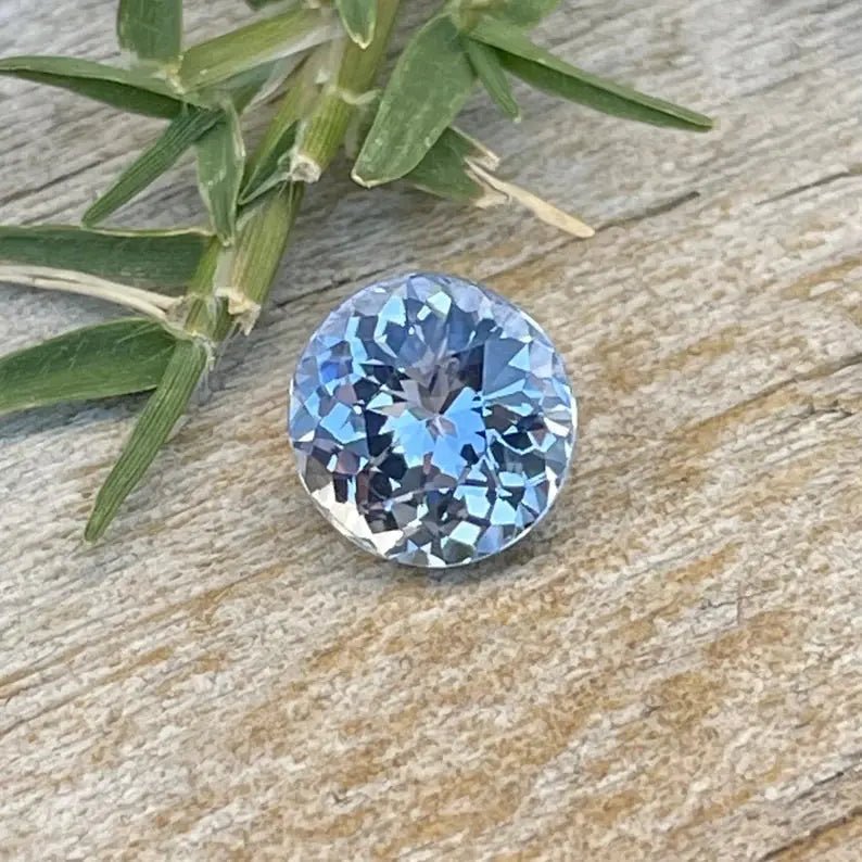 Natural Pale Blue Sapphire - Sapphirepal