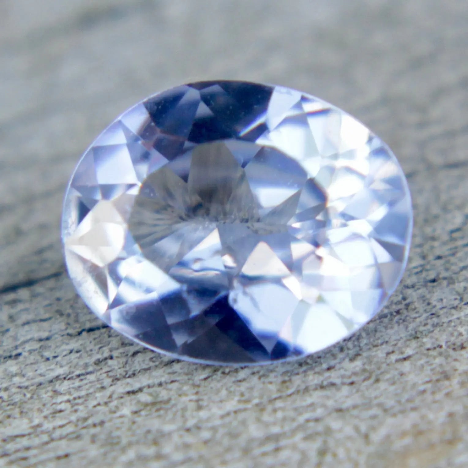 Natural Pale Blue Sapphire - Sapphirepal