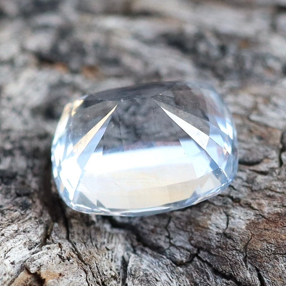 Natural Pale Blue Sapphire - Sapphirepal