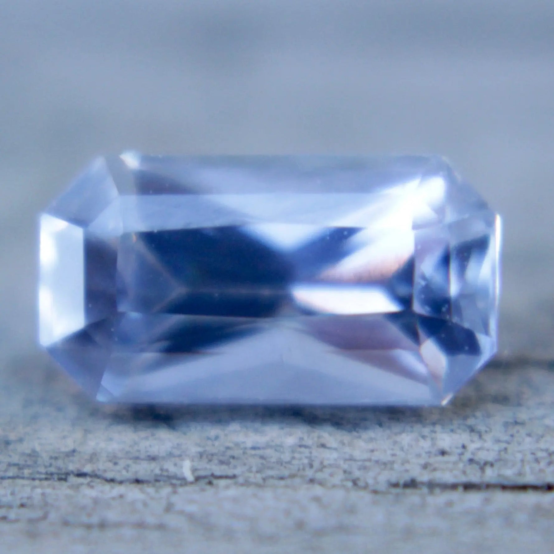 Natural Pale Blue Sapphire - Sapphirepal
