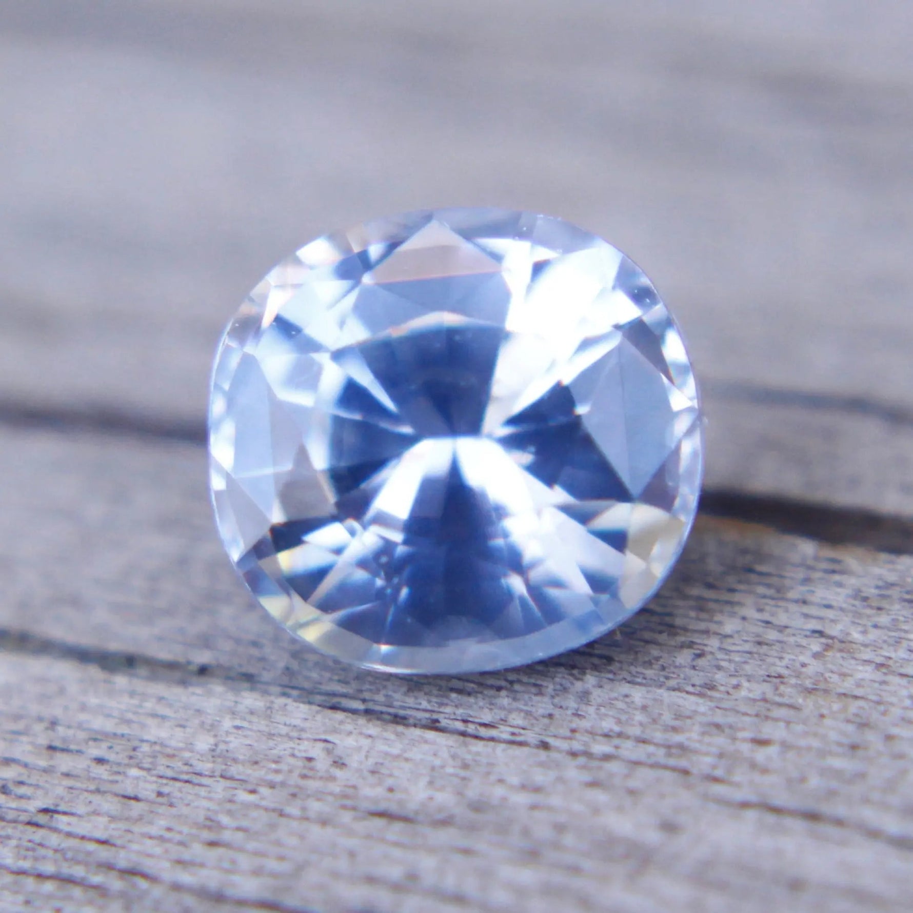 Natural Pale Blue Sapphire - Sapphirepal
