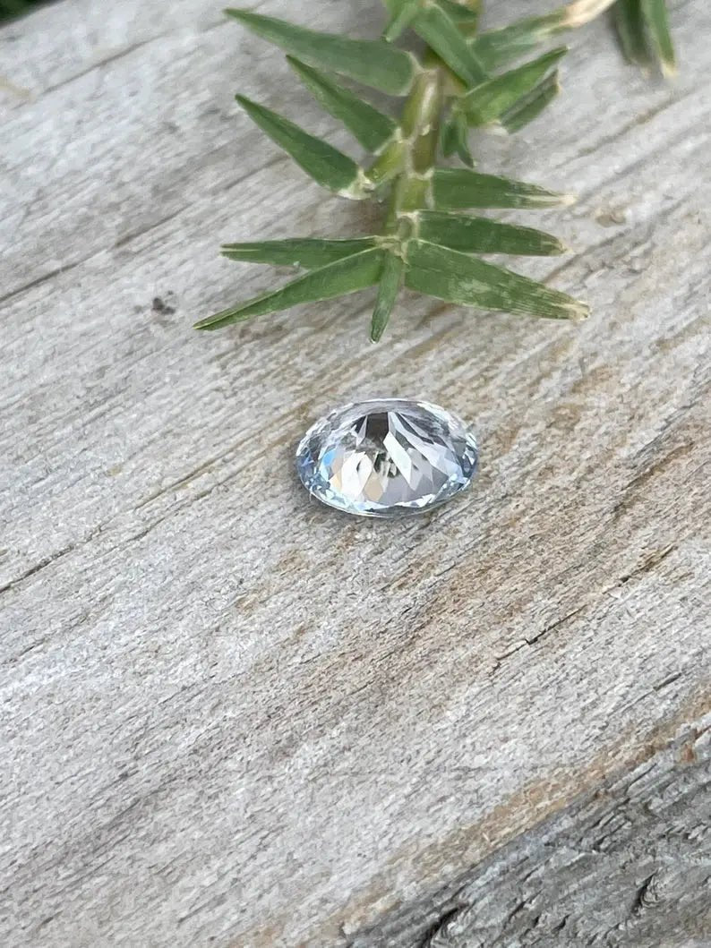 Natural Pale Blue Sapphire - Sapphirepal