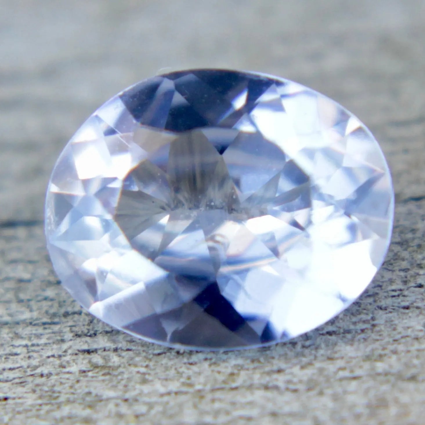 Natural Pale Blue Sapphire - Sapphirepal