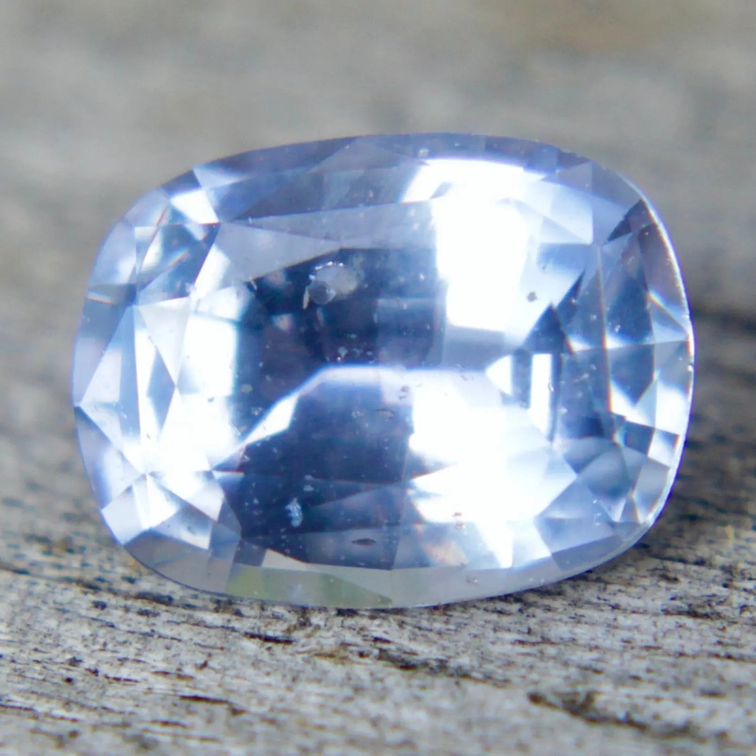 Natural Pale Blue Sapphire - Sapphirepal