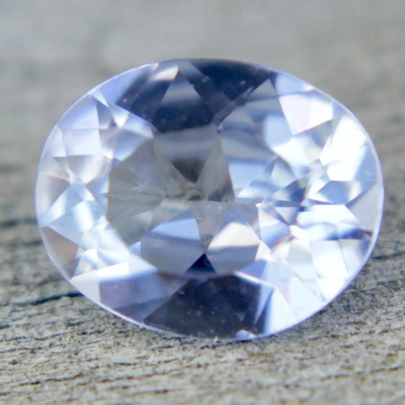 Natural Pale Blue Sapphire - Sapphirepal