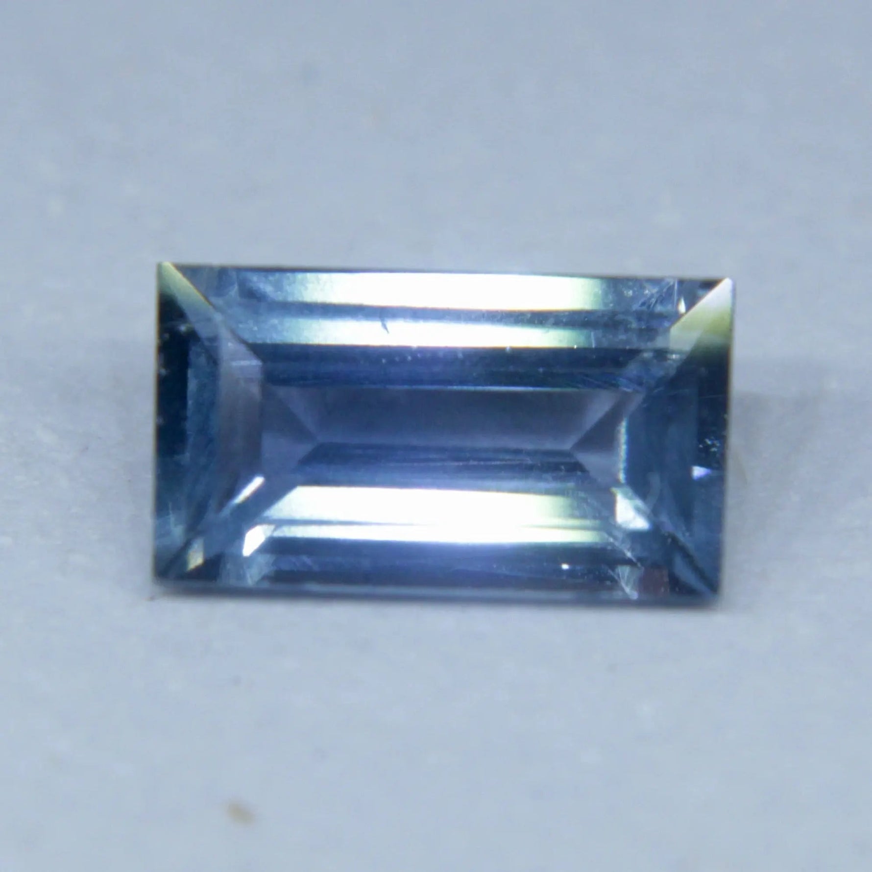 Natural Pale Blue Sapphire - Sapphirepal