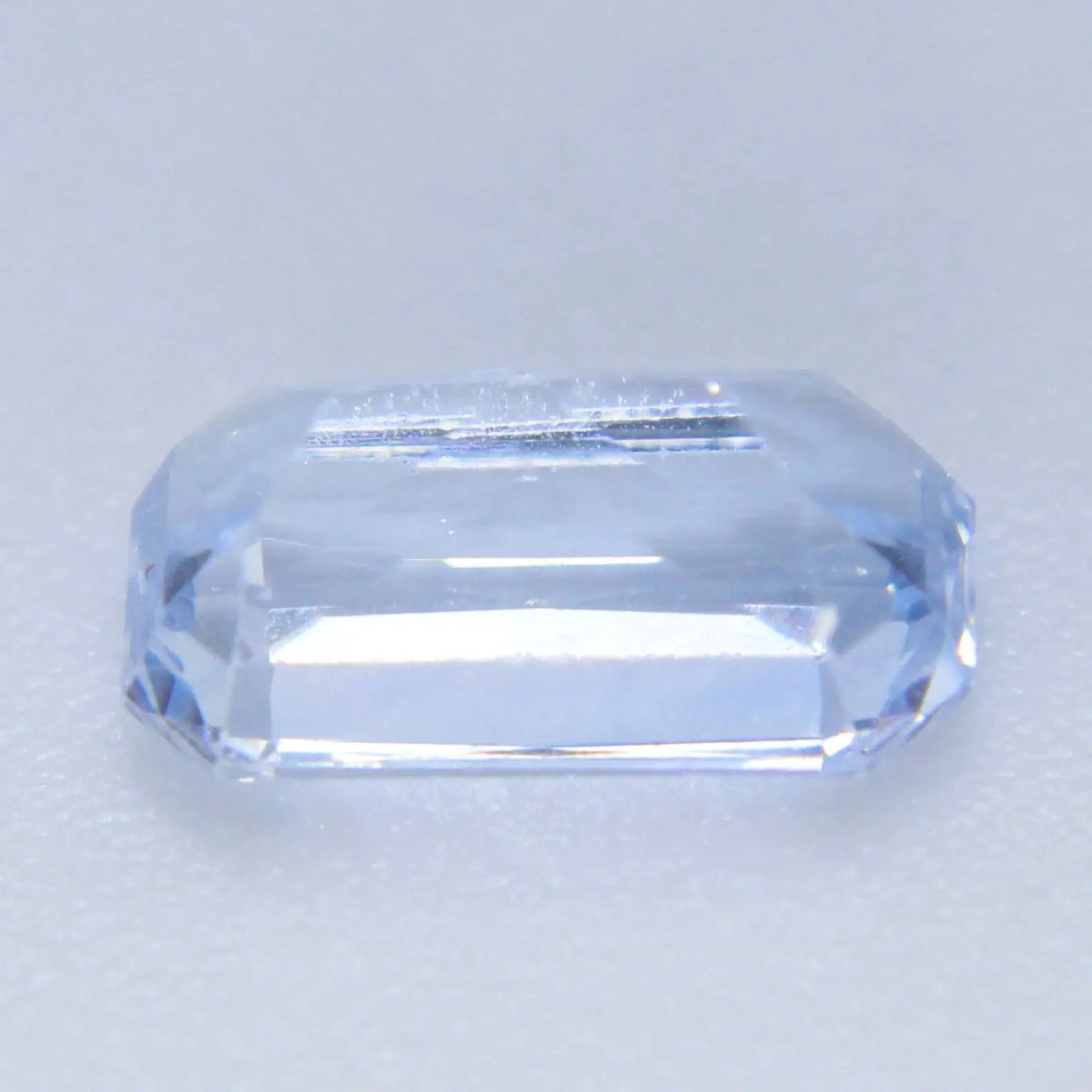 Natural Pale Blue Sapphire - Sapphirepal