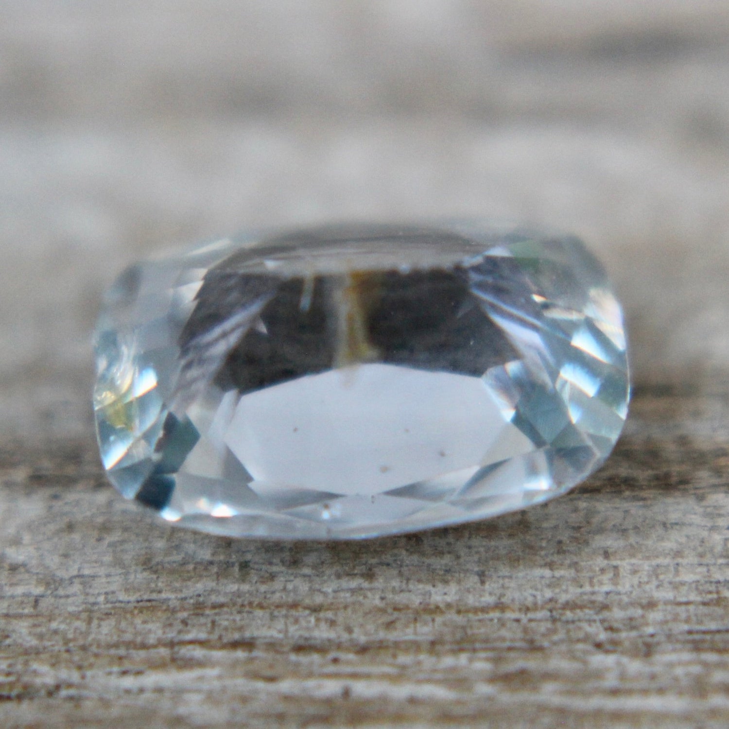 Natural Pale Blue Sapphire - Sapphirepal
