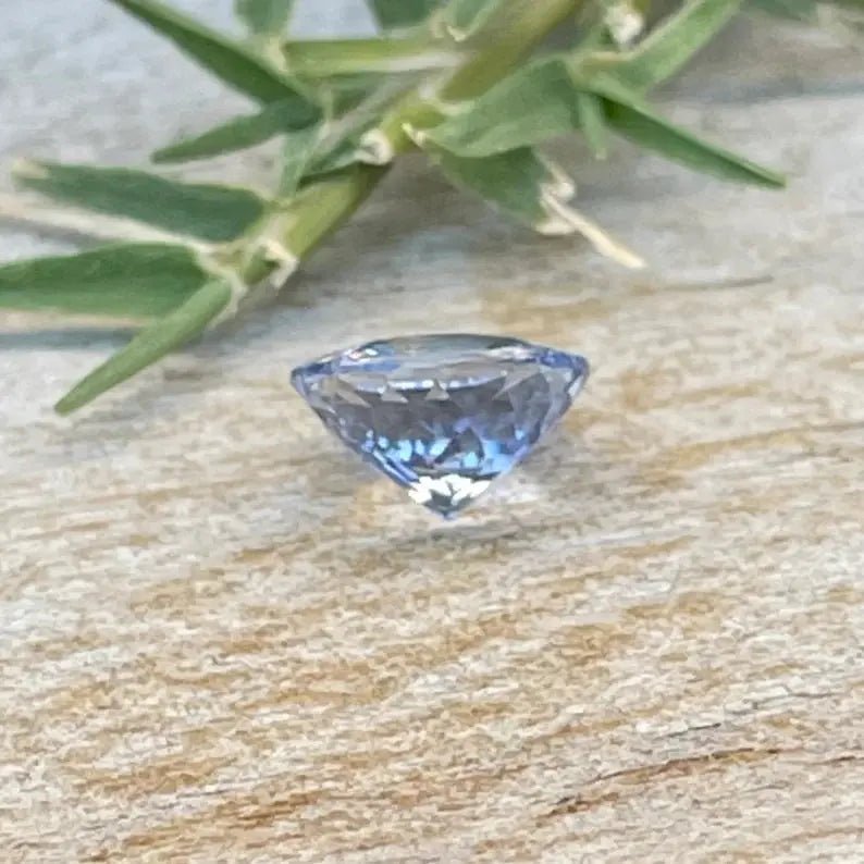 Natural Pale Blue Sapphire - Sapphirepal