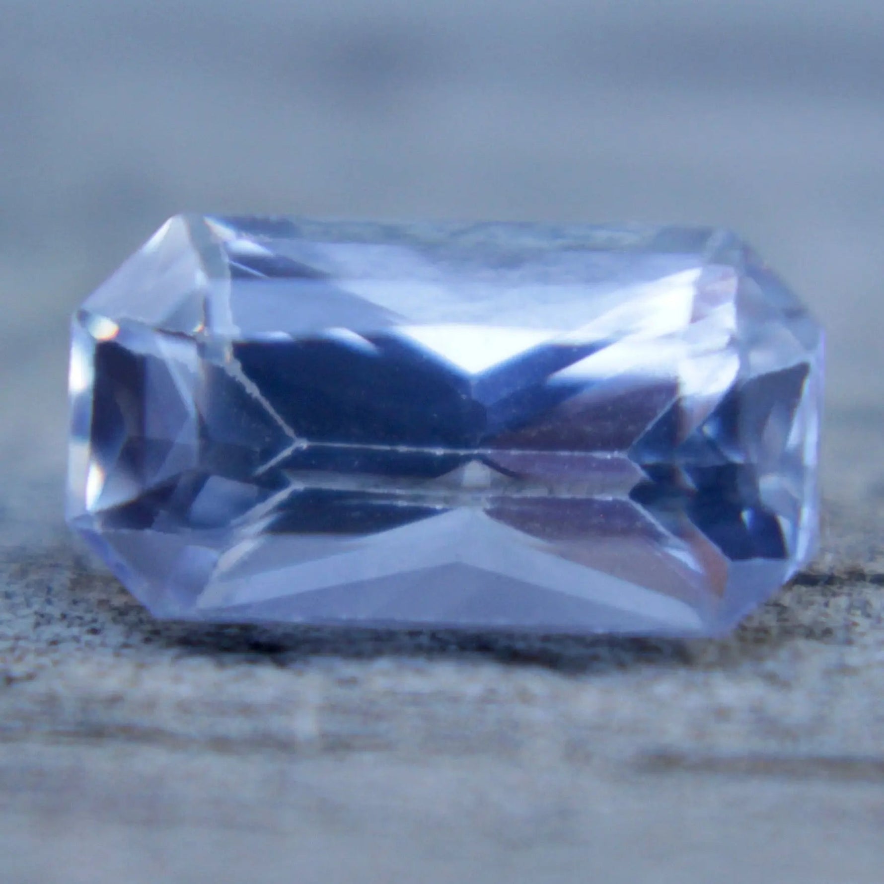 Natural Pale Blue Sapphire - Sapphirepal