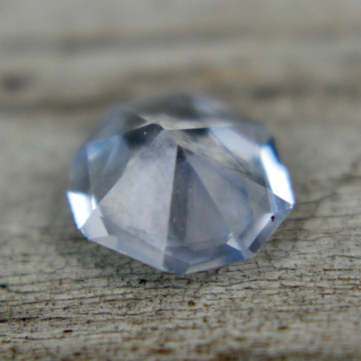 Freeform pale blue Ceylon sapphire 5.8 × 5.6 mm – faceted stone for bespoke engagement ring