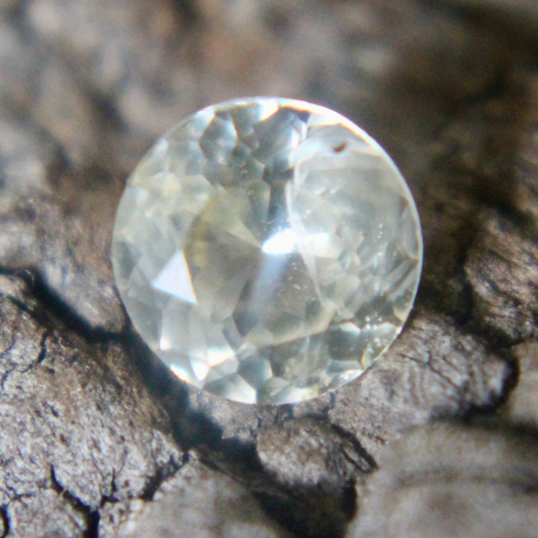 Natural Pale Champagne Sapphire - Sapphirepal