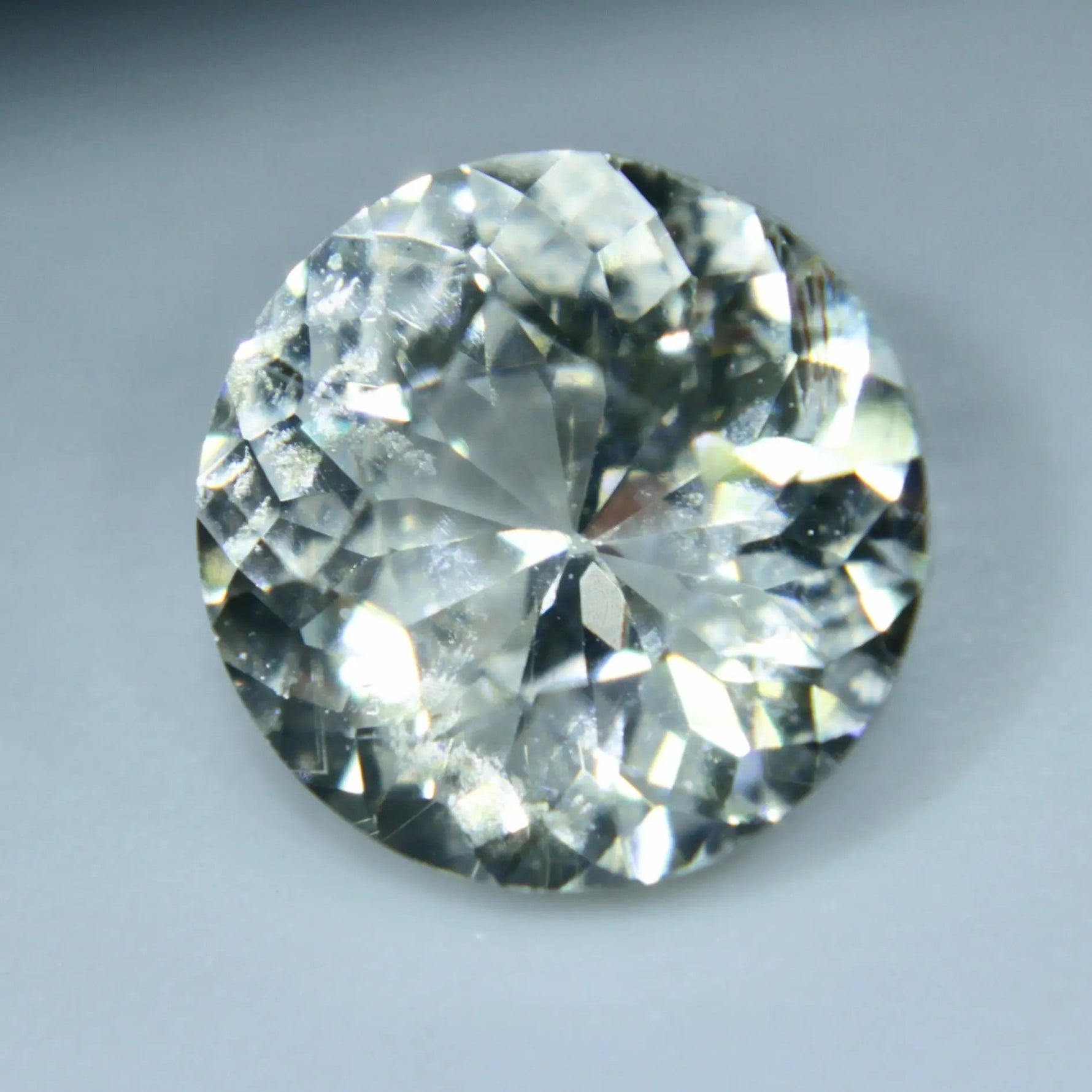 Natural Pale Champagne Sapphire - Sapphirepal