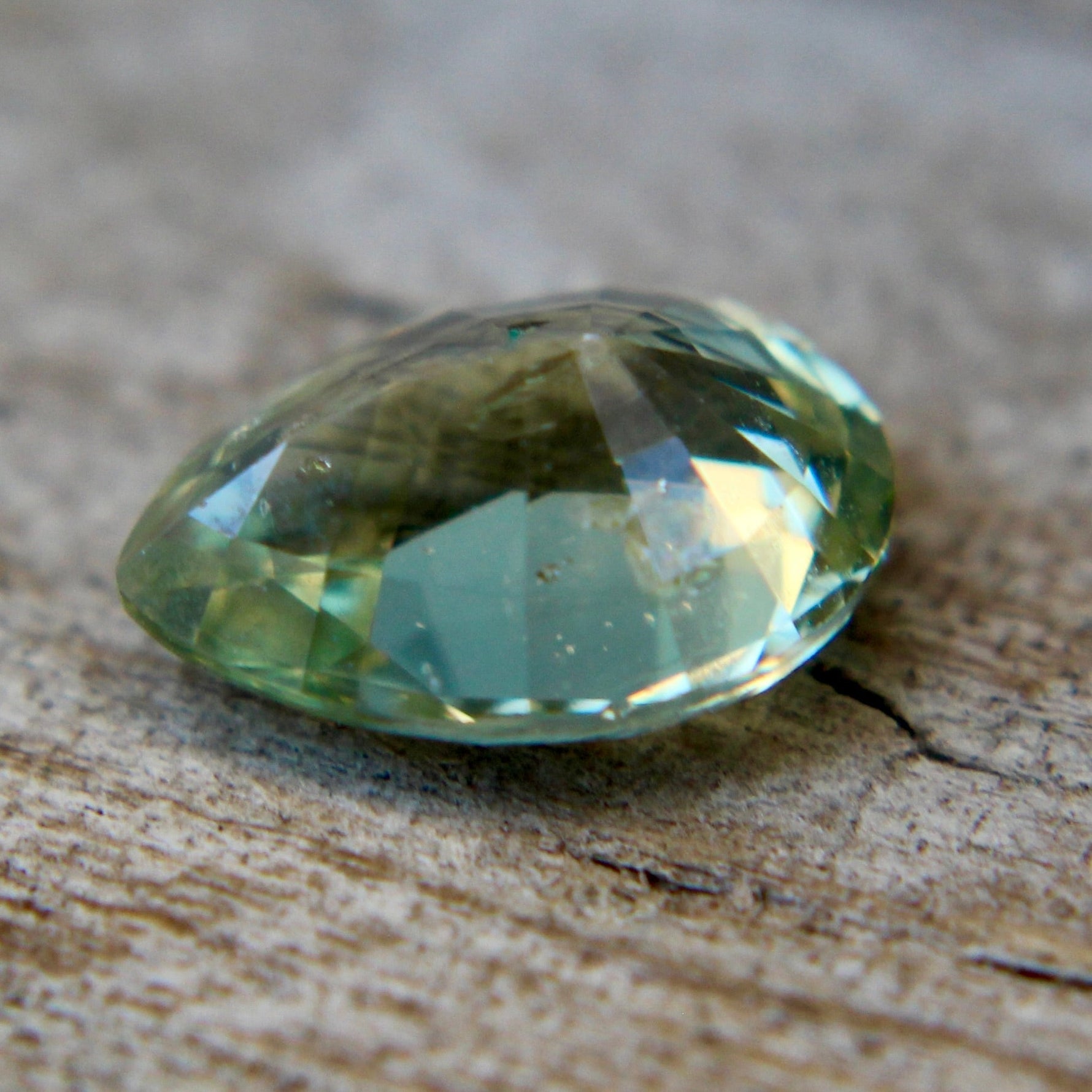 Natural Pale Green Sapphire - Sapphirepal