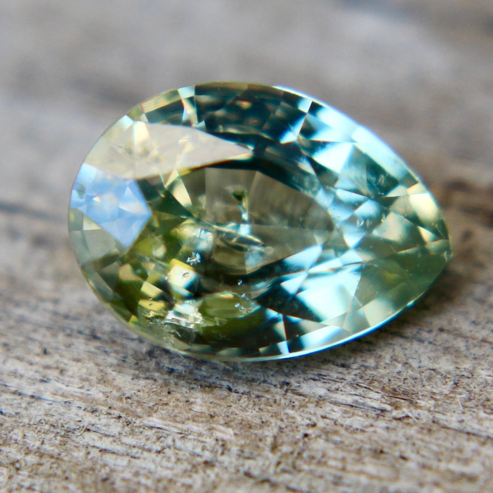 Natural Pale Green Sapphire - Sapphirepal