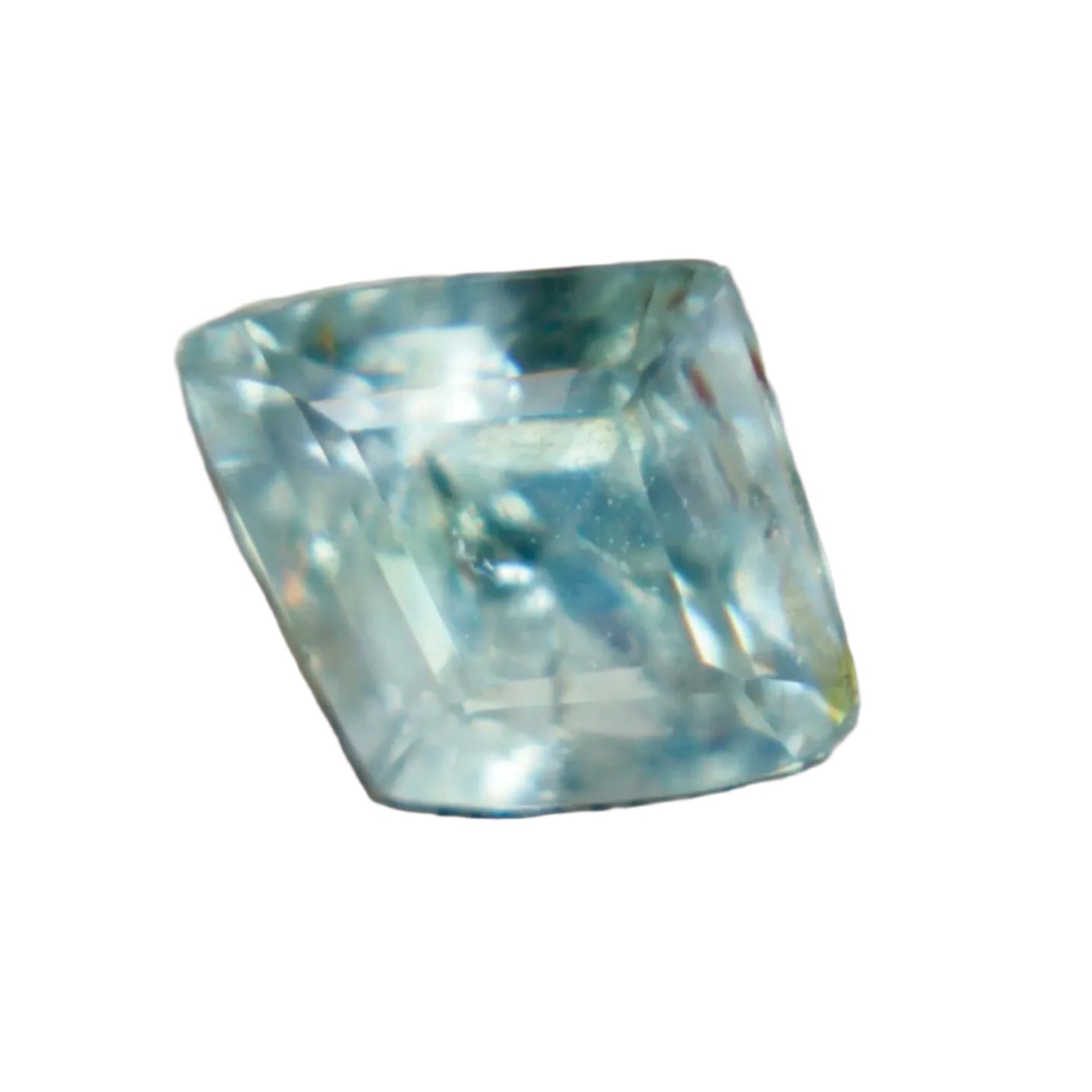 Natural Pale Green Sapphire 0.88ct | Freeform Cut | Madagascar Gem - Sapphire pal