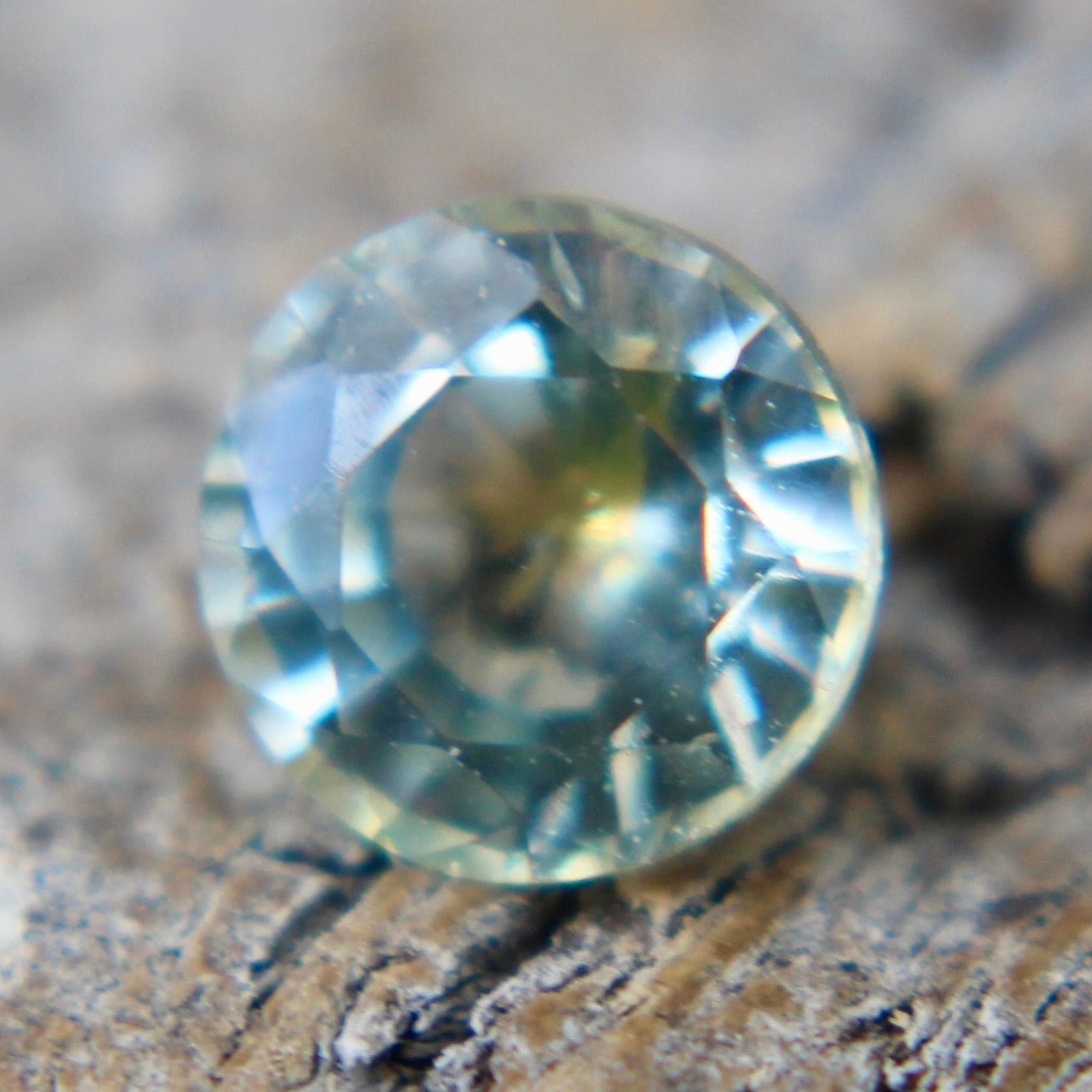 Natural Pale Green Sapphire - Sapphirepal