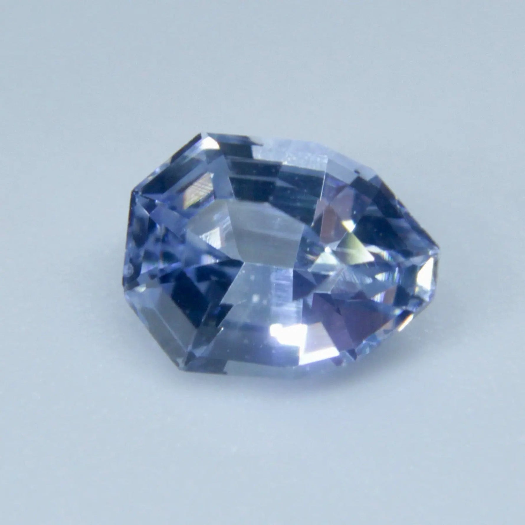 Natural Pale Lilac Sapphire - Sapphirepal