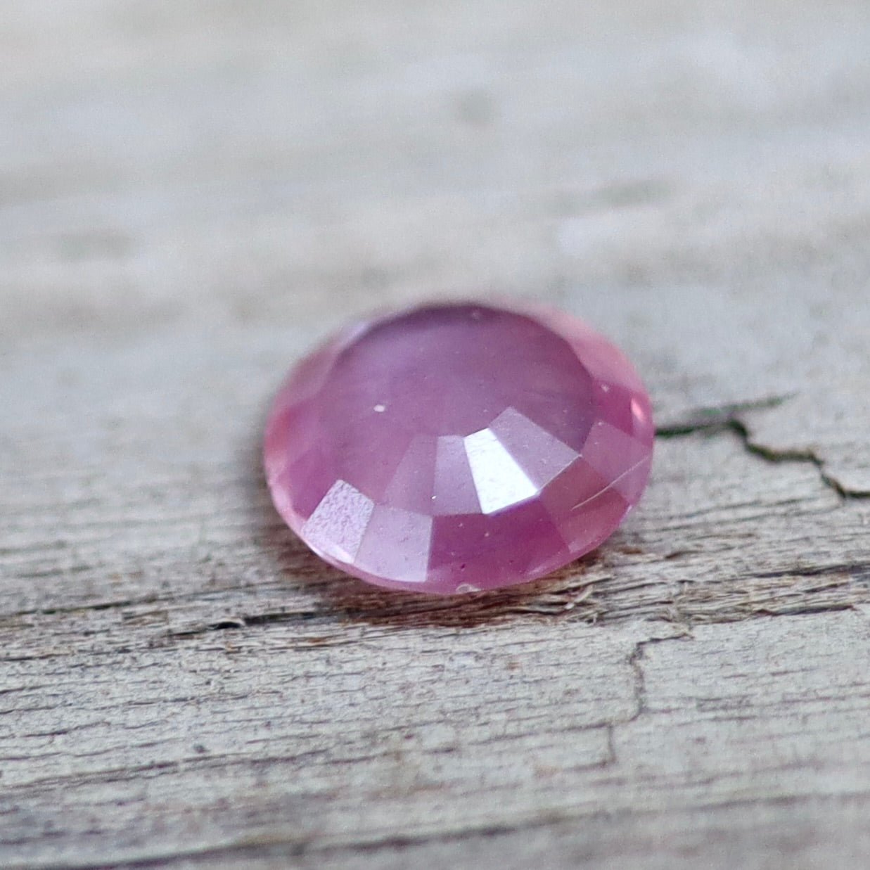 Natural Pale Pink Sapphire – 1.04 Carat Round | Ceylon Origin - Sapphirepal