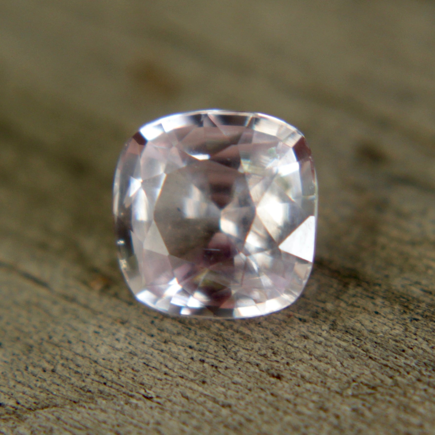 Natural Pale Pink Sapphire - Sapphirepal