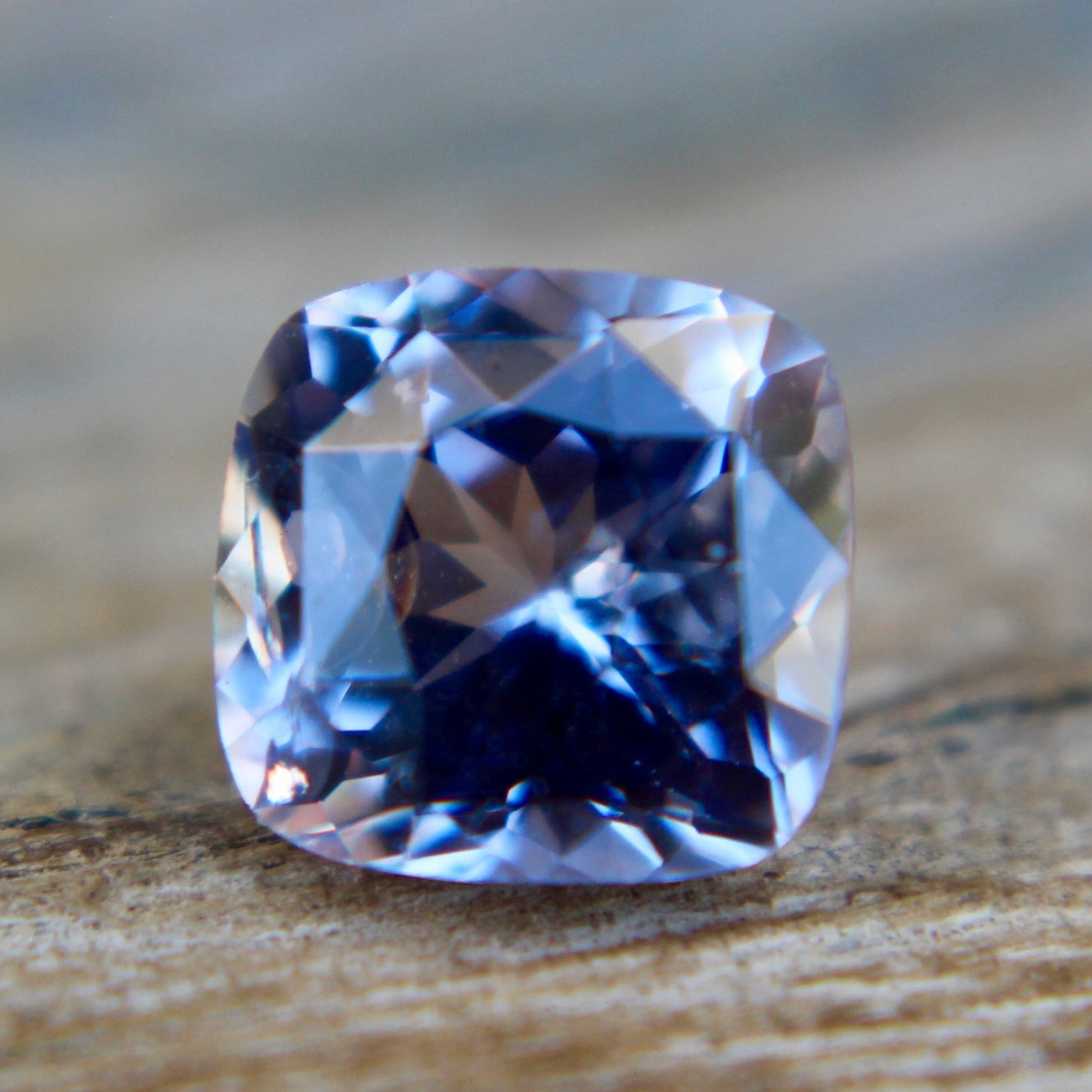 Natural Pale Purple Sapphire - Sapphirepal