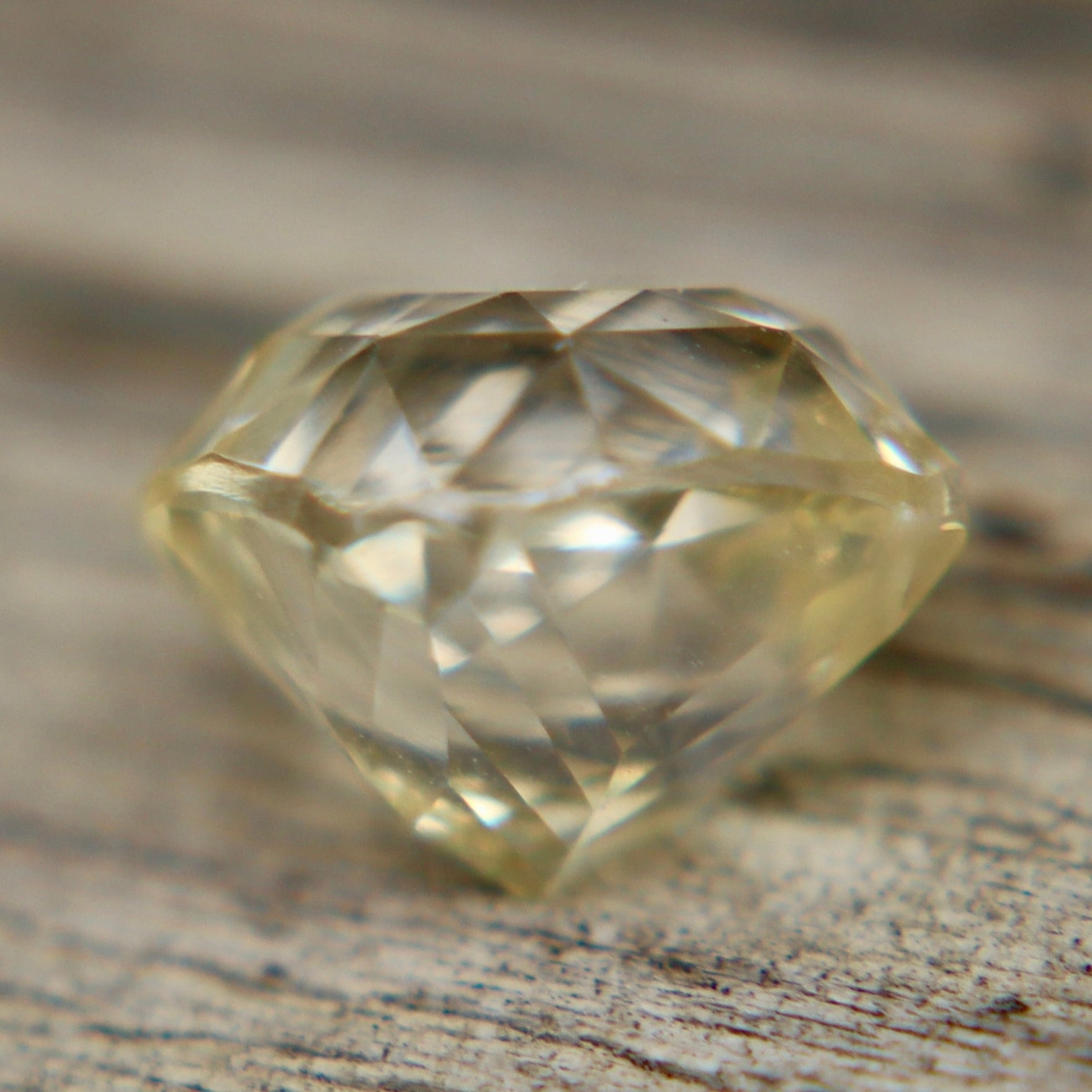 Natural Pale Yellow Ceylon Sapphire 3.18 ct Cushion Cut Loose Gemstone - Sapphirepal