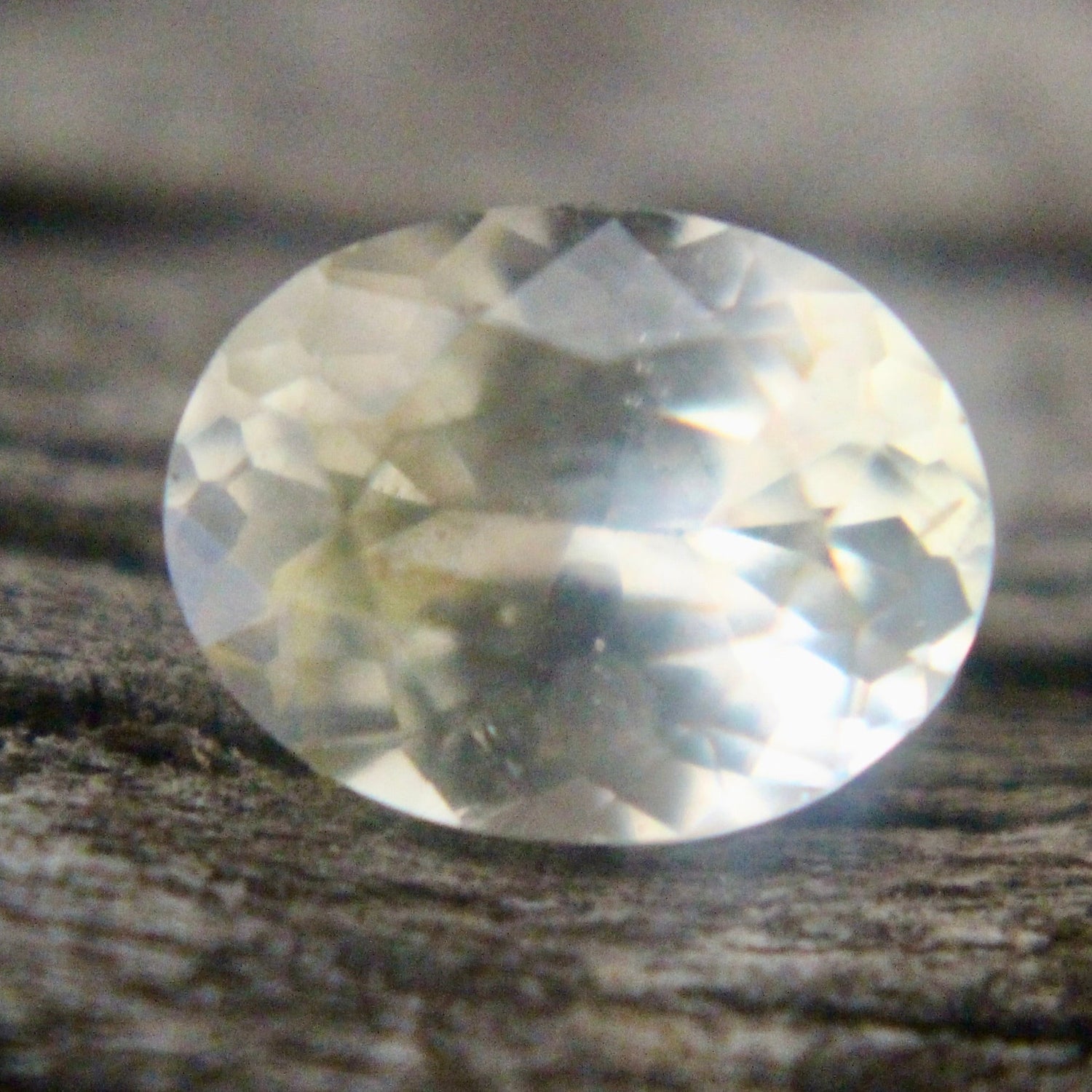 Natural Pale Yellow Sapphire  - Sapphirepal