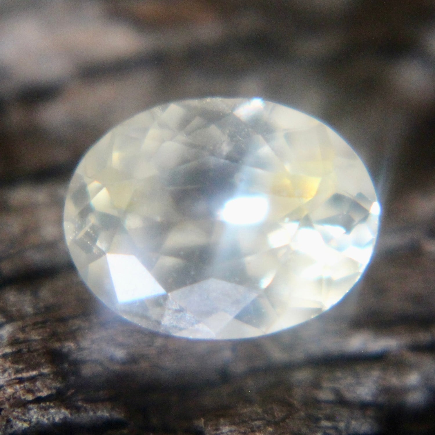 Natural Pale Yellow Sapphire  - Sapphirepal