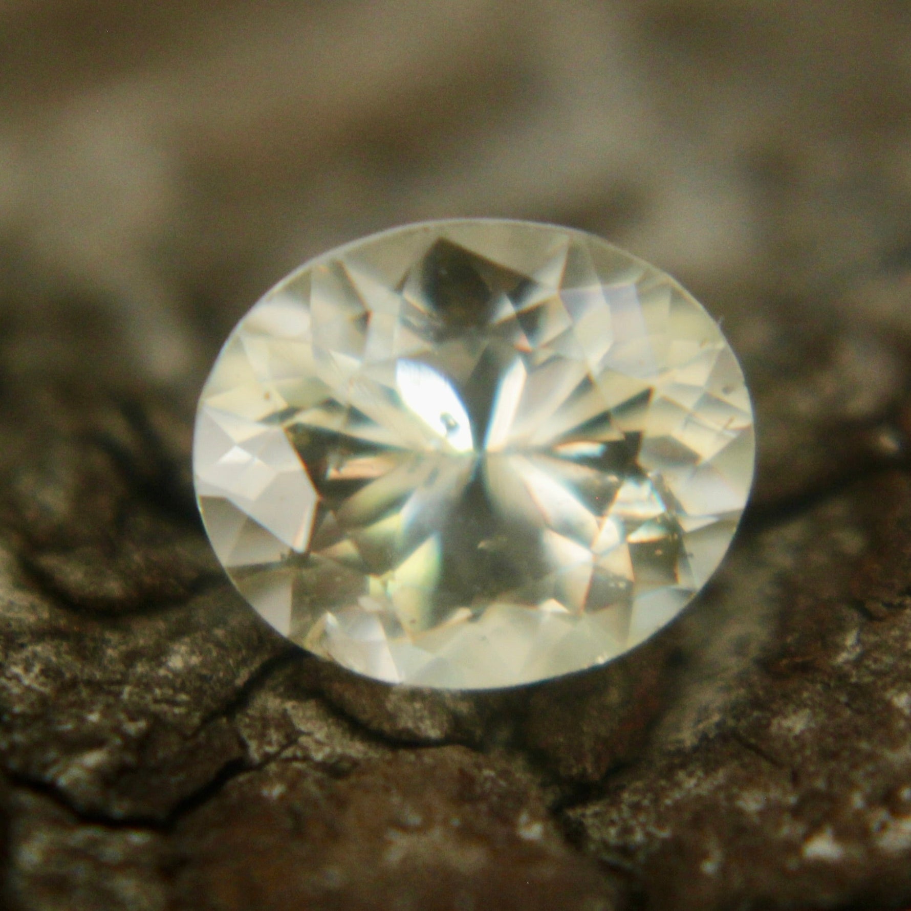 Natural Pale Yellow Sapphire - Sapphirepal