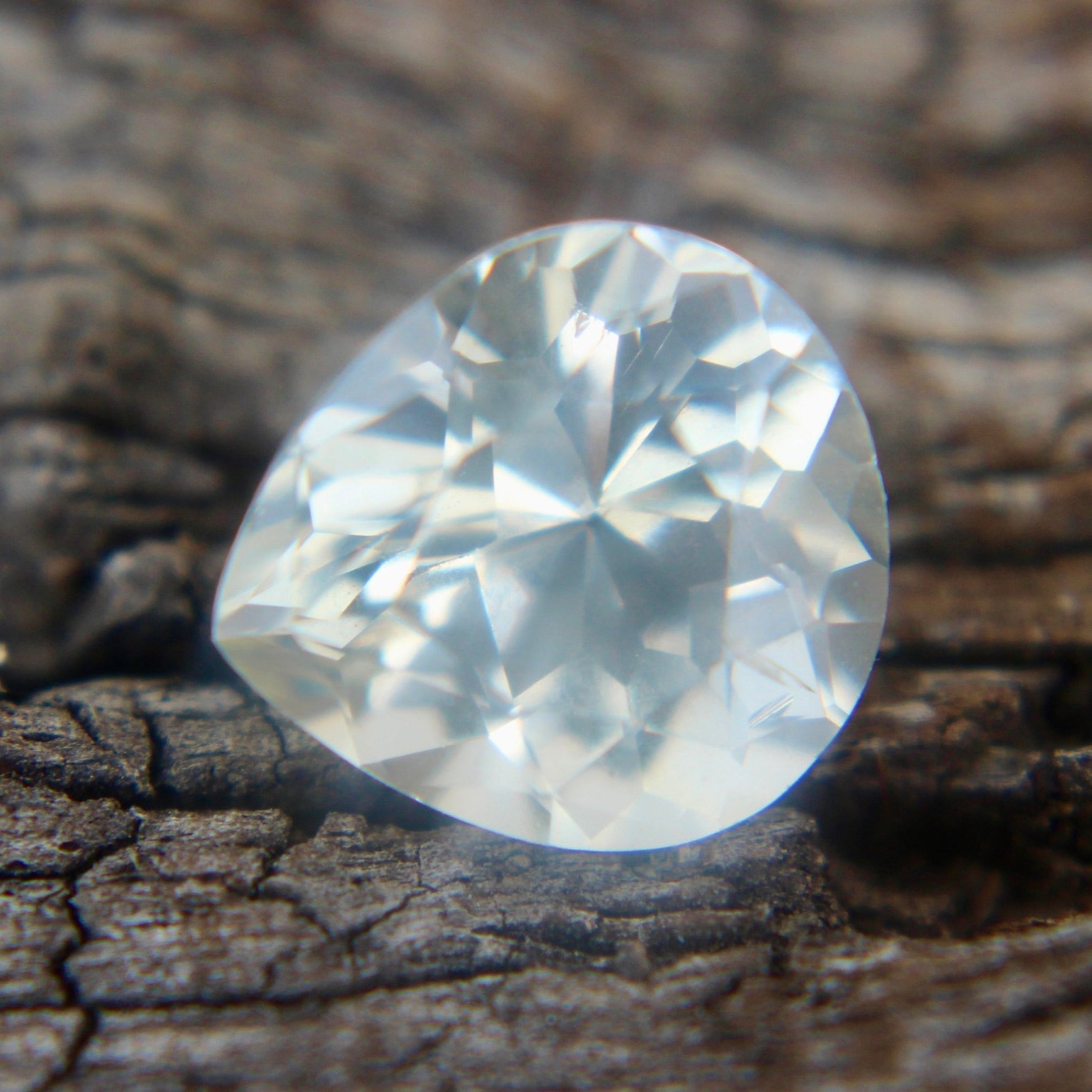 Natural Pale Yellow Sapphire - Sapphirepal