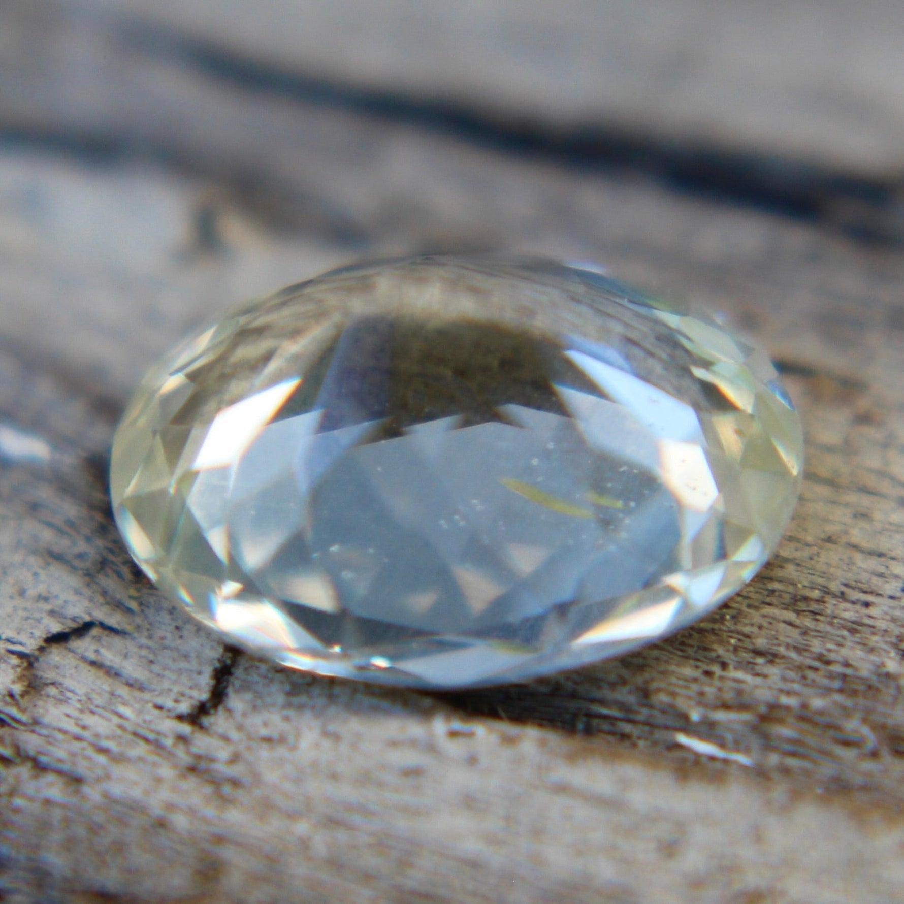 Natural Pale Yellow Sapphire - Sapphirepal