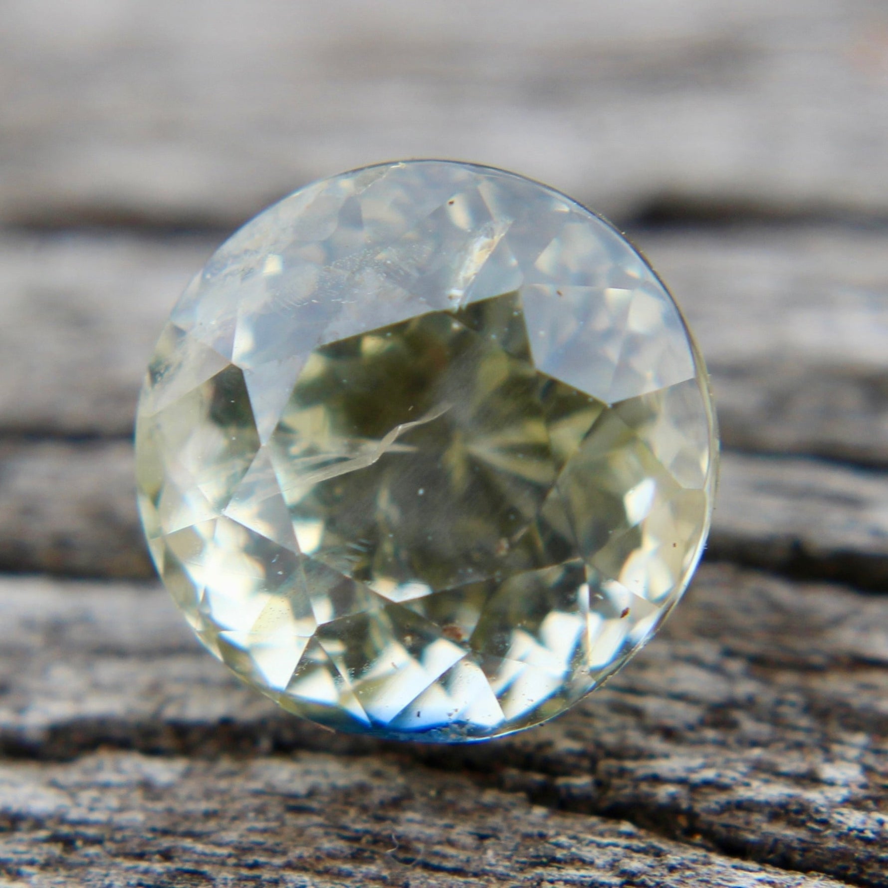 Natural Pale Yellow Sapphire - Sapphirepal